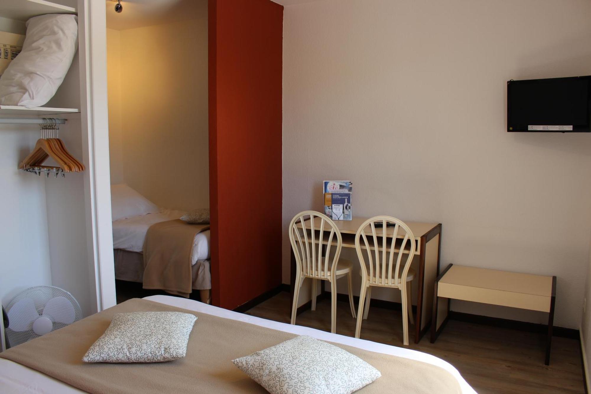 Hotel Les Gabarres Tour-de-Faure Rom bilde