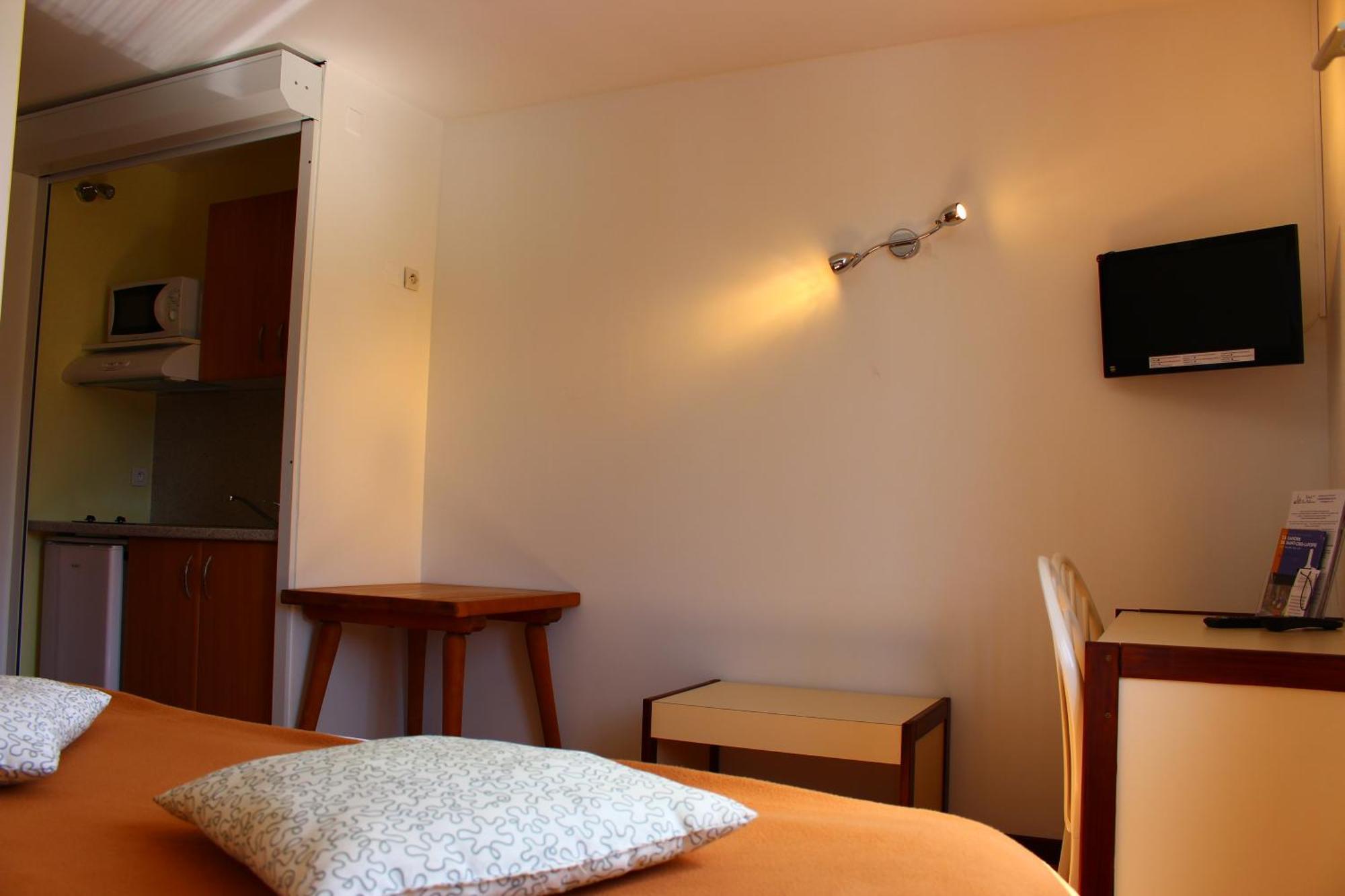 Hotel Les Gabarres Tour-de-Faure Rom bilde
