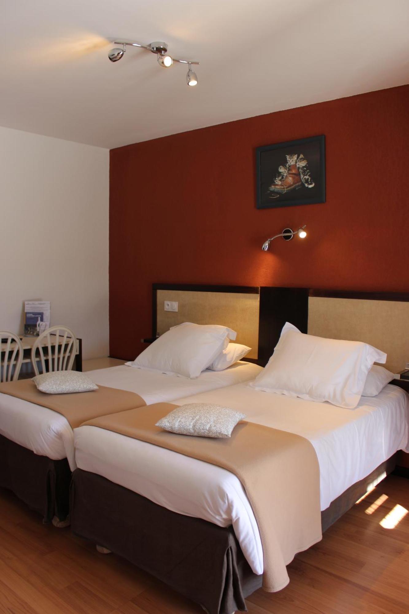 Hotel Les Gabarres Tour-de-Faure Rom bilde